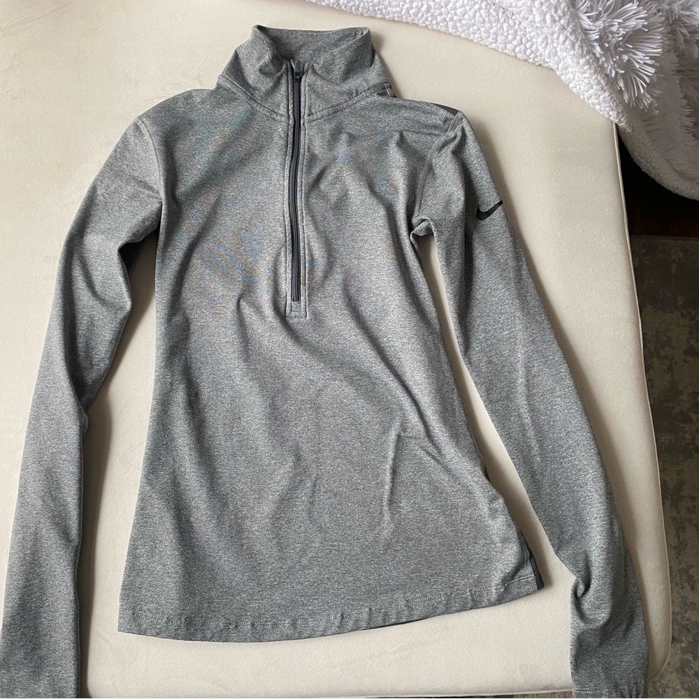 Women's Nike Dri-FIT Half-Zip Pullover